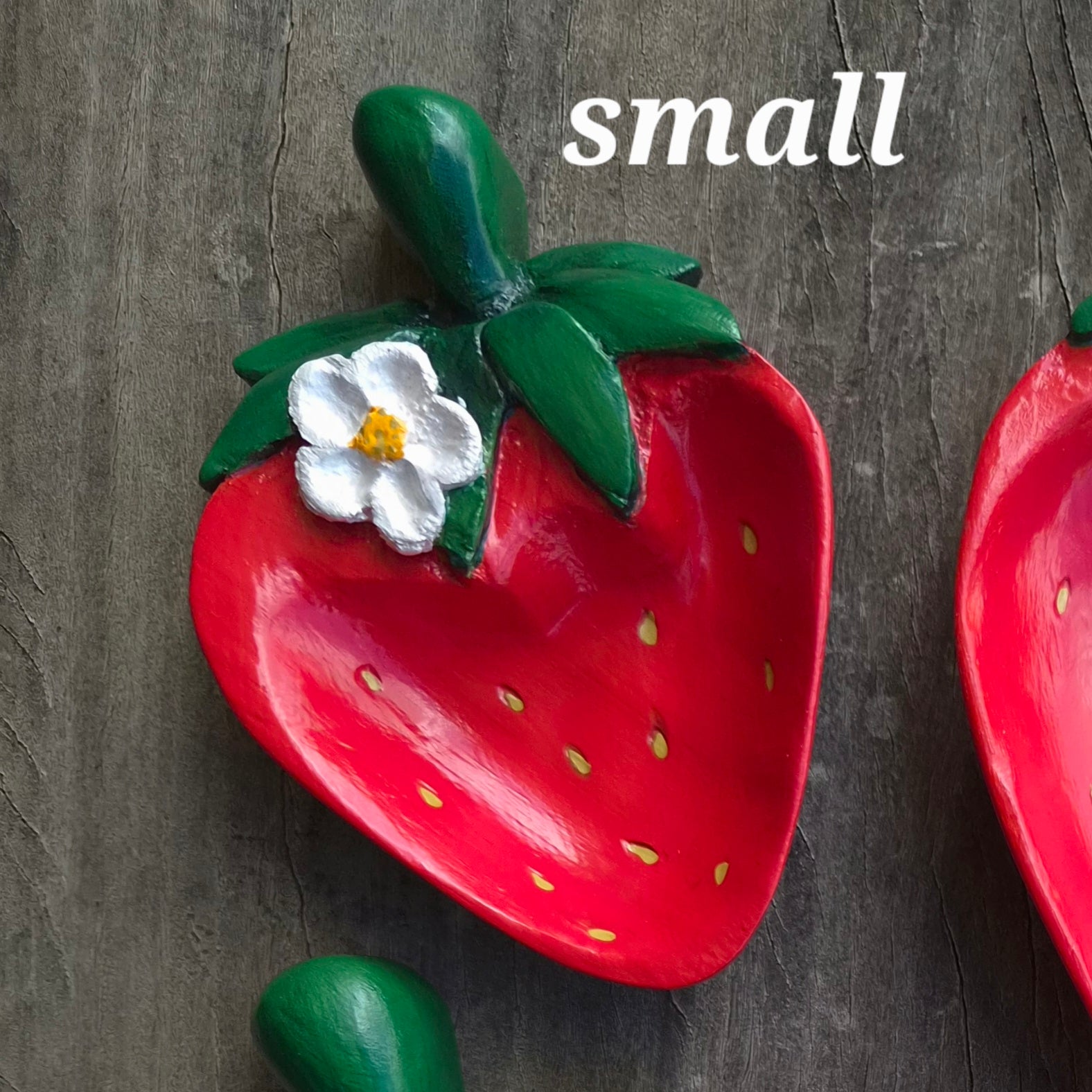 Dish -Strawberry