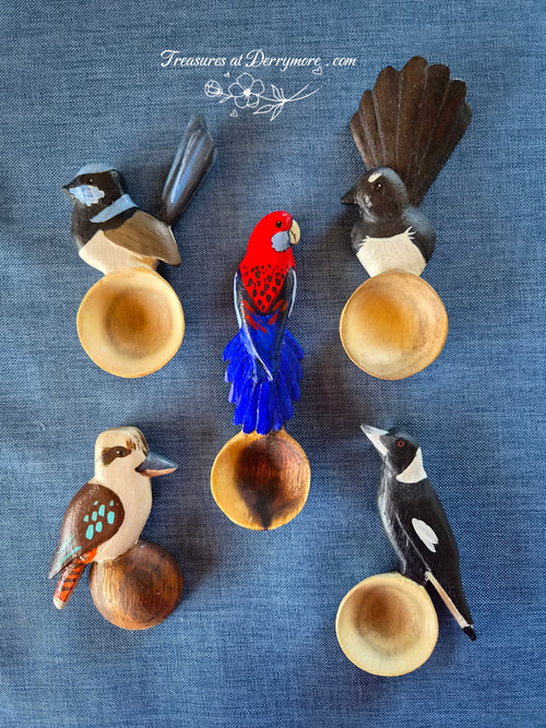 Hand carved and painted Australian bird spoons. Australian Magpie spoon, Williewagtail spoon, wren spoon, kookaburra spoon, Crimson Rosella spoon 