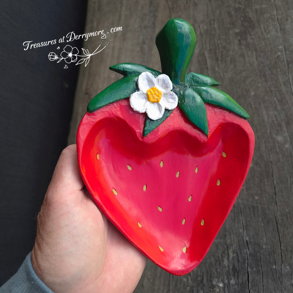 Dish -Strawberry