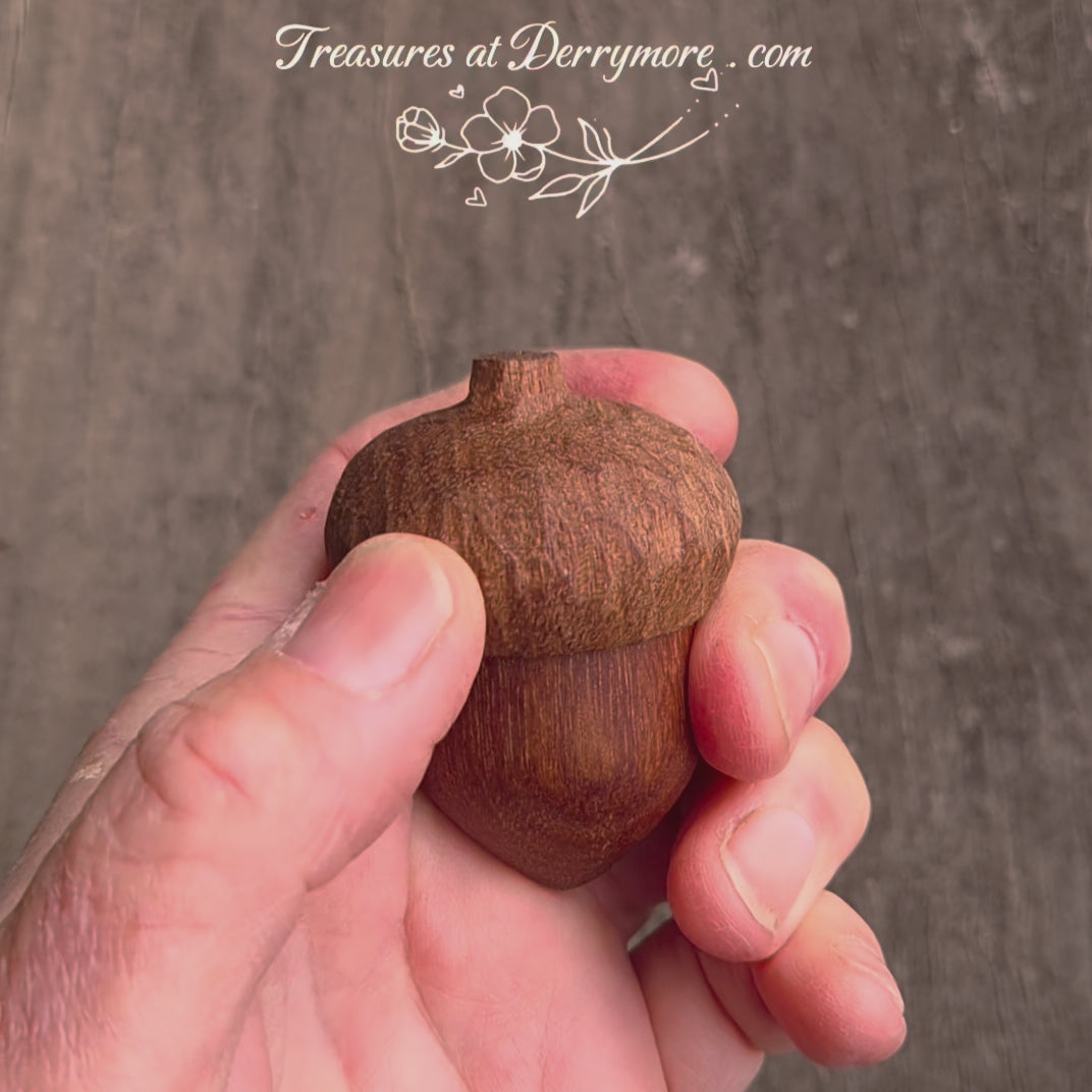 Acorn Ring Box