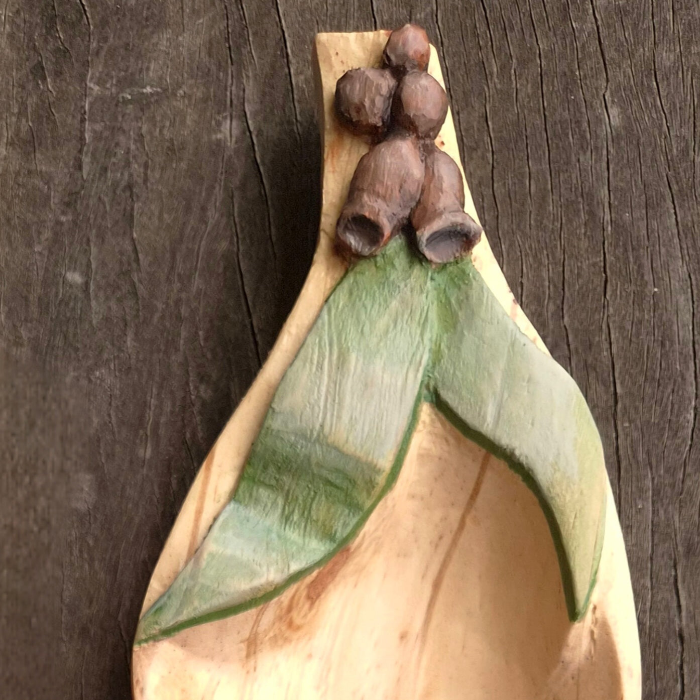 Dish - Eucalyptus leaf